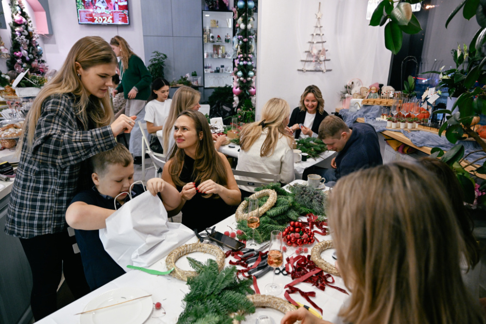 Meisterkurs im flechten österreichischer weihnachtskränze