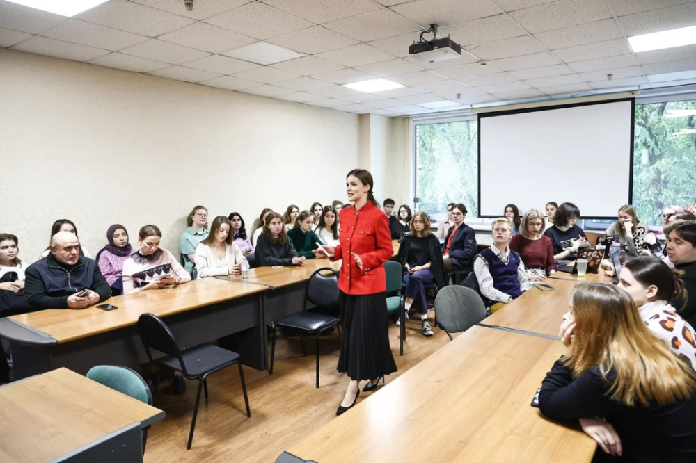 Vorlesung „Russland – Österreich: Die Rolle des Images und der Etikette in den internationalen Beziehungen“ an der Staatlichen Linguistischen Universität Moskau